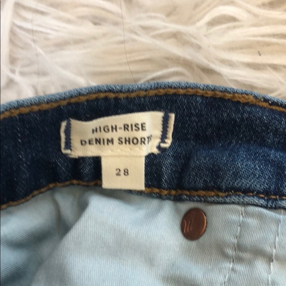 NEW • Madewell • High Rise Cuffed Denim Shorts 28 - Picture 7 of 8